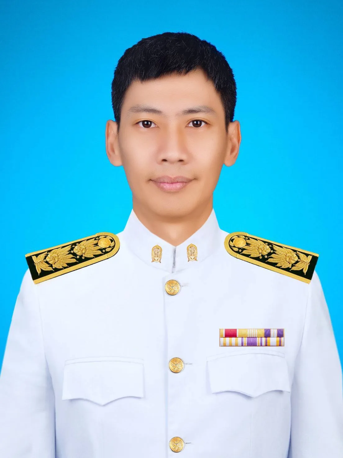นายปิยะพงษ์ ชื่นมงคล