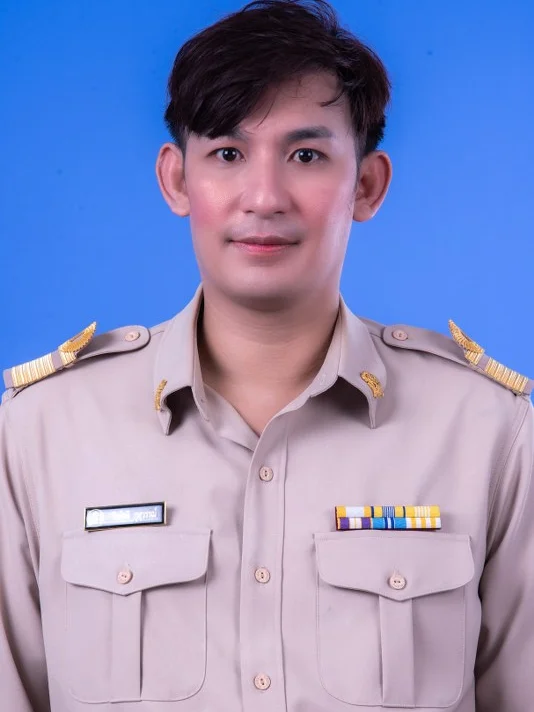 นายชินโชติ ภูสุวรรณ์