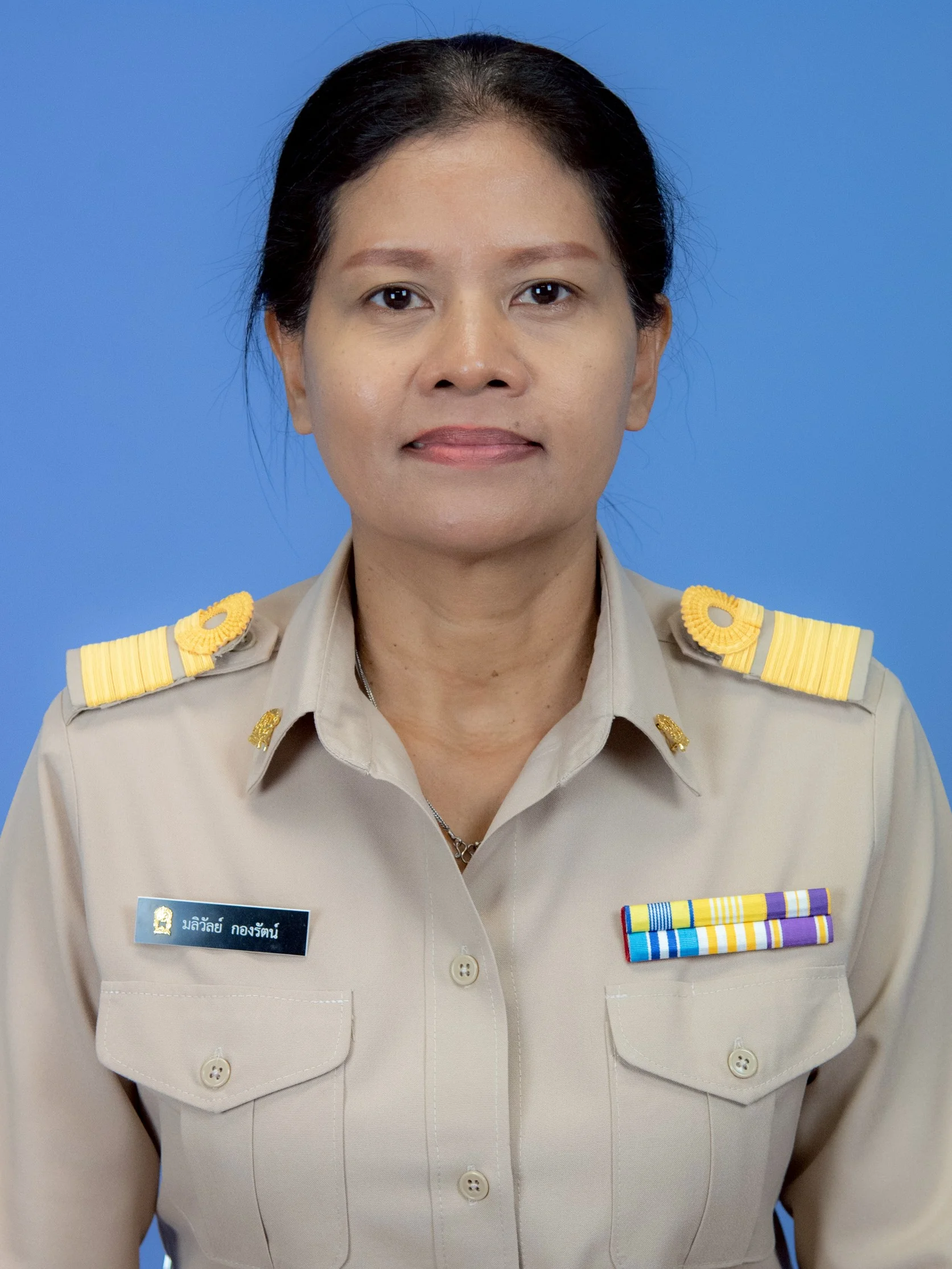 นางมลิวัลย์ กองรัตน์