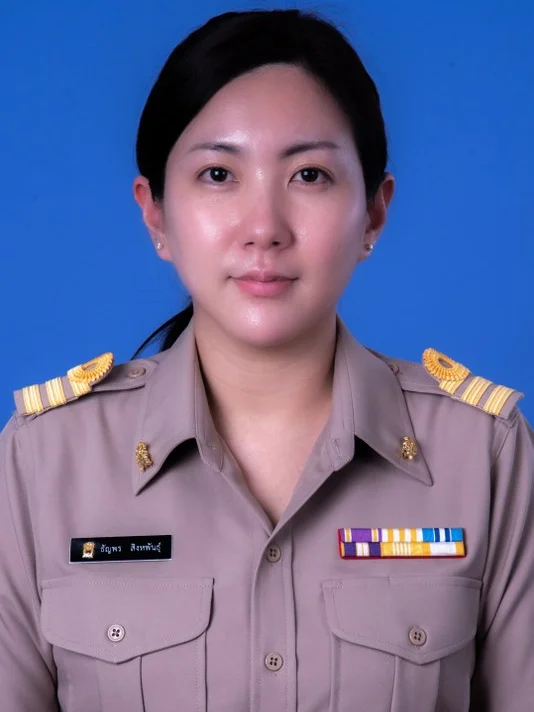 นางสาวธัญพร สิงหพันธุ์