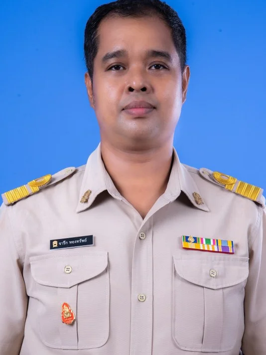 นายจารึก ทองทรัพย์